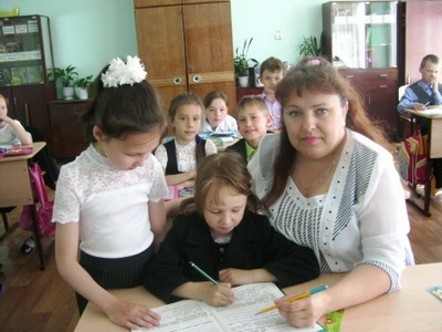 Год учителя в городе Шумерле: учительница первая моя…